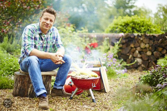 Jamie Oliver y su barbacoa portátil, uno de los regalos promocionales más demandados para cocinar