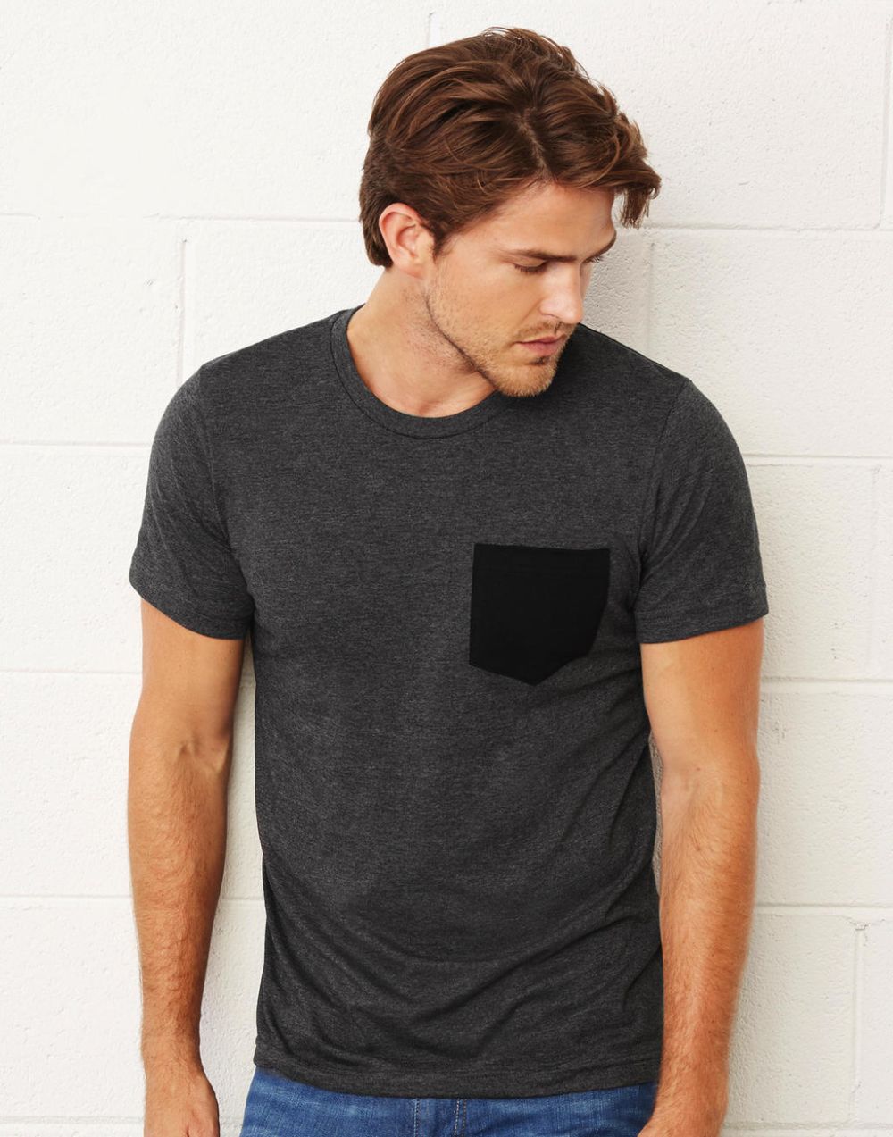 Camisetas manga corta bella con bolsillo hombre con logo vista 2