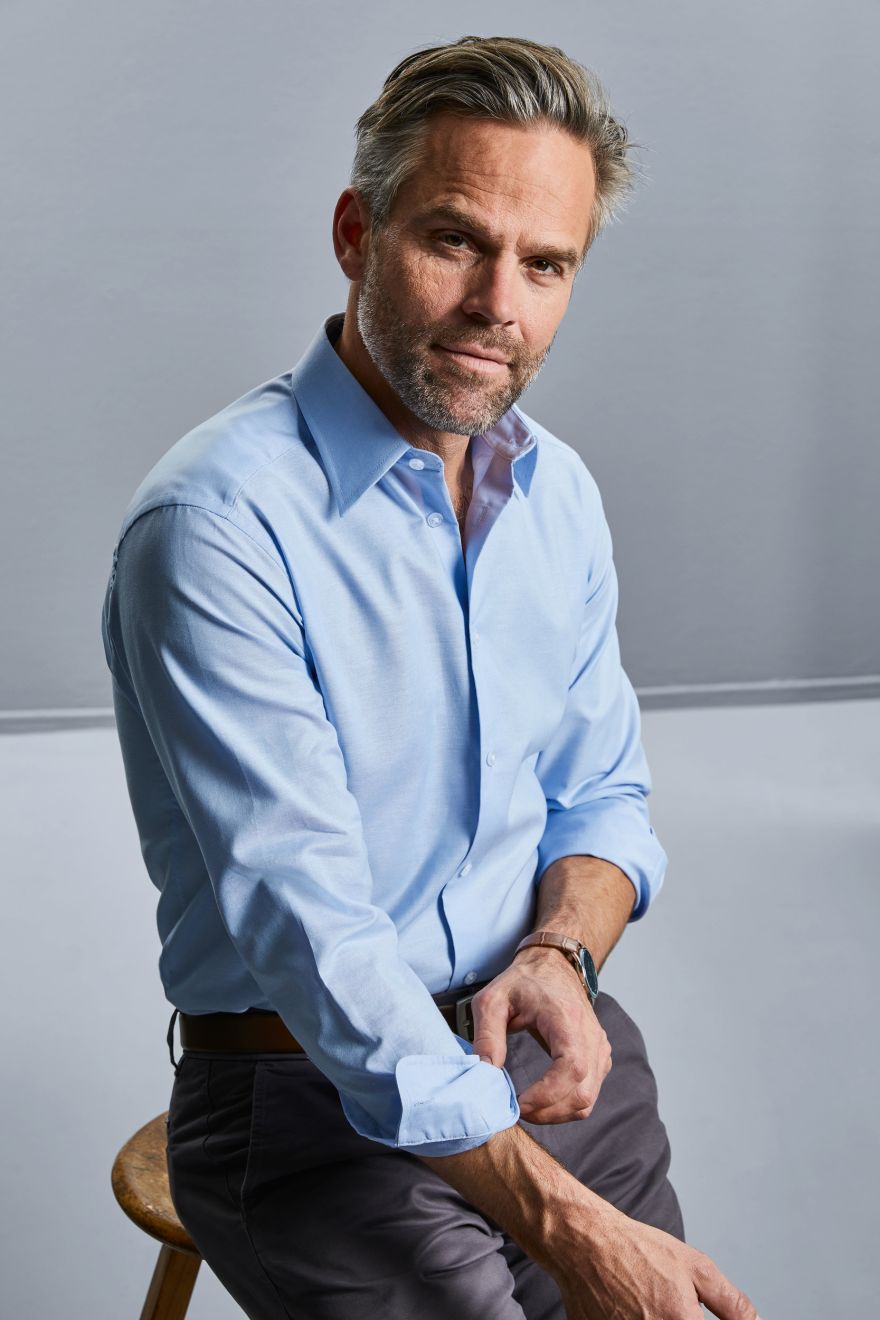 camisa oxford entallada manga larga manga larga burgundy/blanco vista1