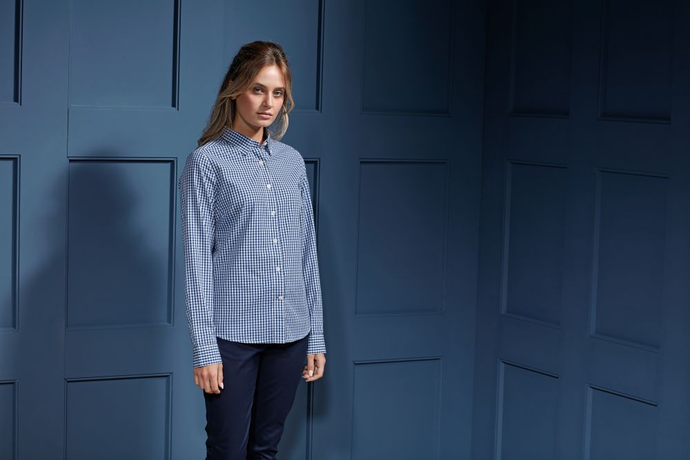 Camisa Popelina Manga Larga Botones en Puños Pinzas