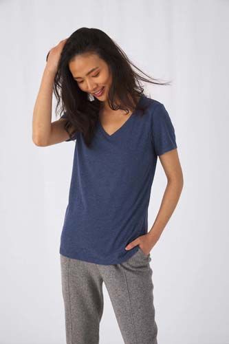 Camiseta Triblend cuello de pico mujer
