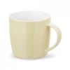 Taza clásica comander de cerámica beige con logo vista 1